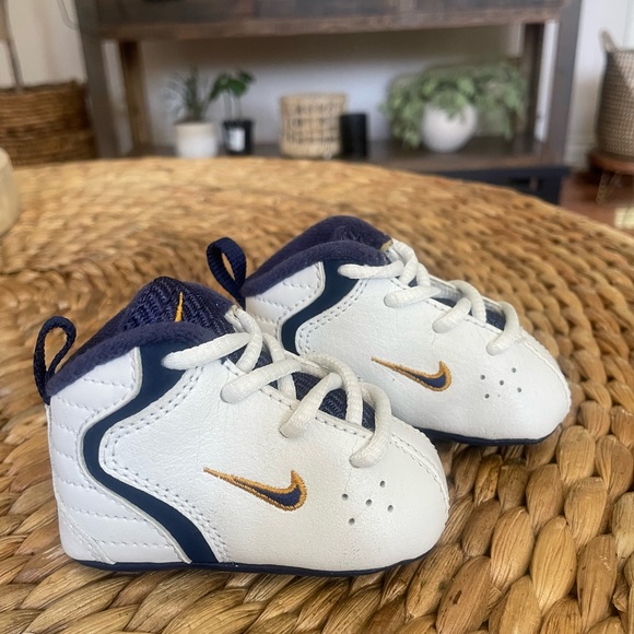 Nike Other - •VINTAGE 1993• Nike Baby Sneakers